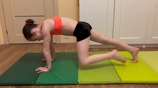 Комплекс упражнений для общей физической подготовки ОФП Кор 8+ день 1