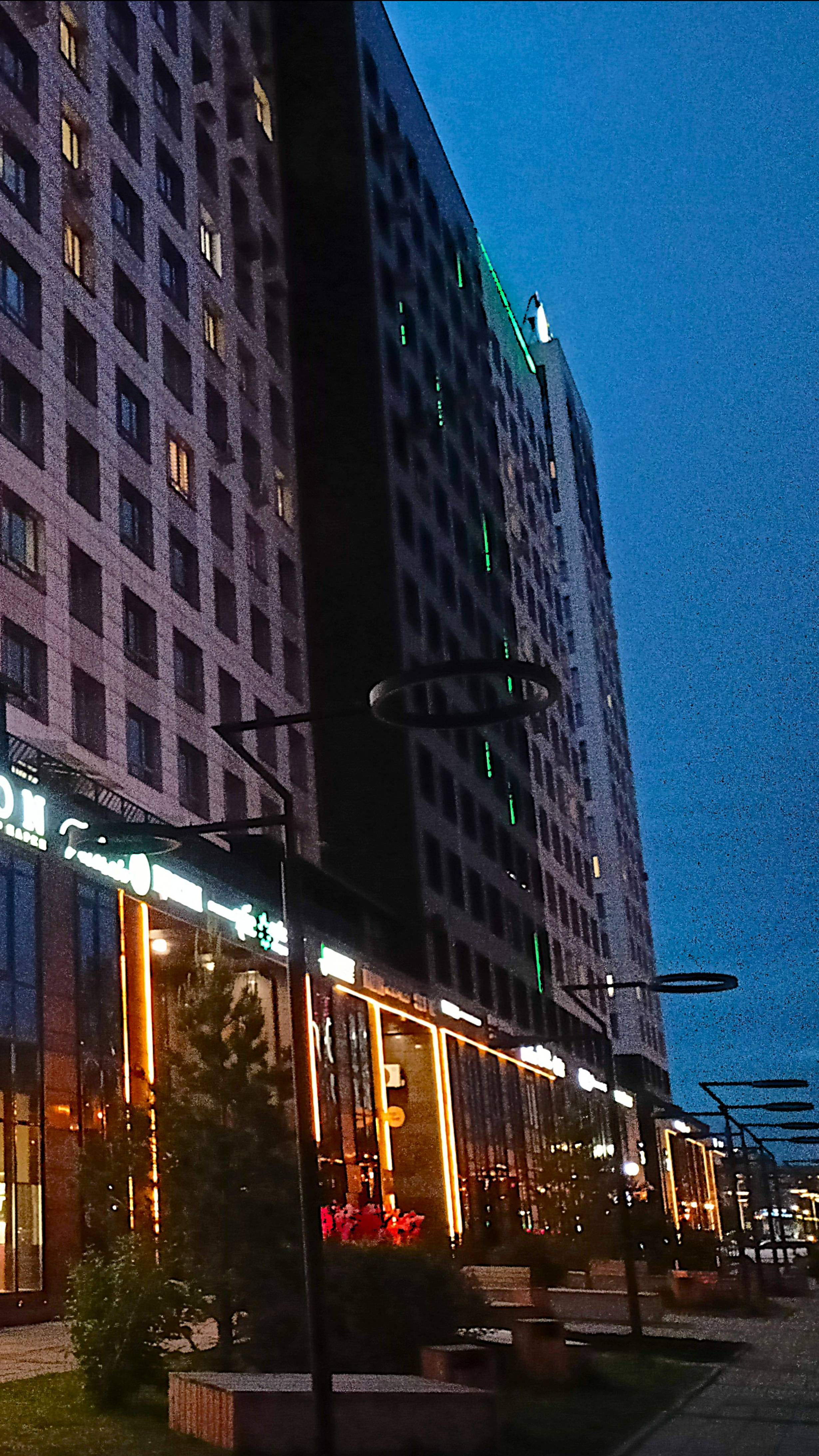 Паркоместо на Алексеева 34, Красноярск