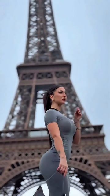 _tt8sZ12TS0 - Beautiful Street Fashion Outfits Style #shorts