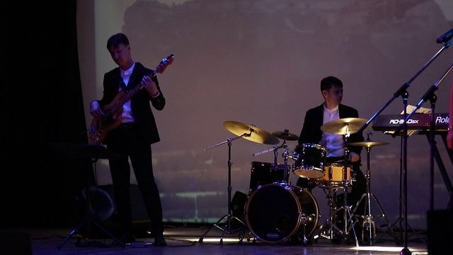 ВЛАДИМИР КУРСКИЙ - "ДОБРОВОЛЬЦЫ". КОНЦЕРТ В САМАРЕ ПОСВЯЩЁННЫЙ ДНЮ КОНСТИТУЦИИ РФ, ОРГАНИЗОВАН КПРФ