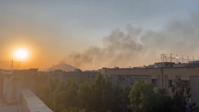Израильская ракета прилетела прямо в дом Верховного лидера Ирана аятолла Сейед Али Хаменеи