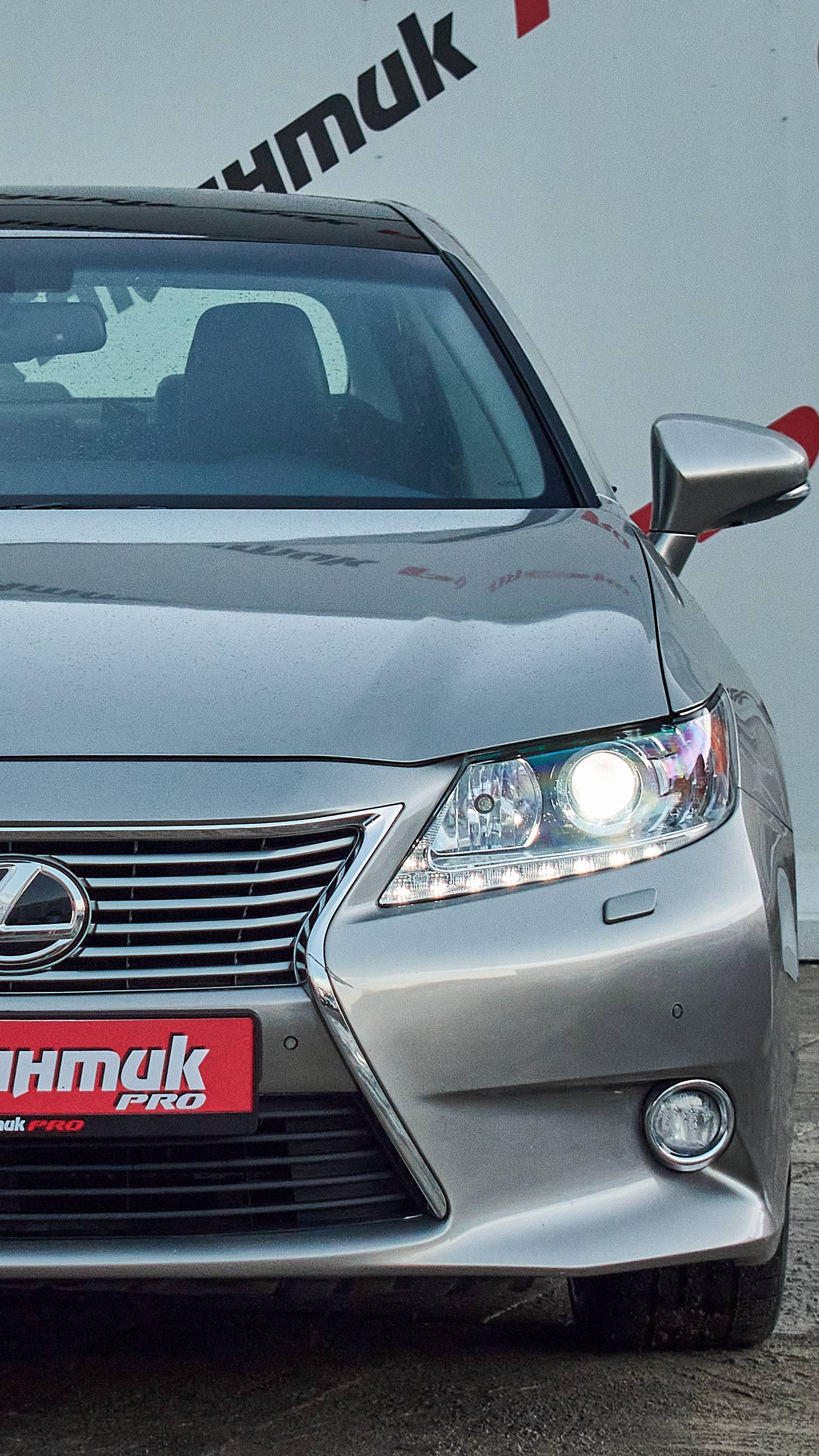 Обзор на Lexus ES Седан 250 AT 2015г