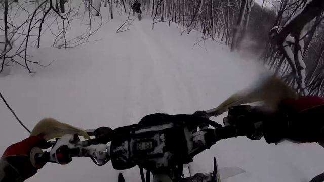 Зима вернулась...28.03.2017.
