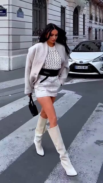 jTNn6tmjjt4 - Beautiful Street Fashion Outfits Style #shorts