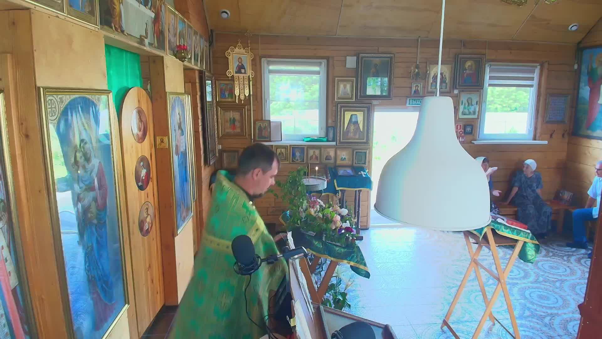 Молебен