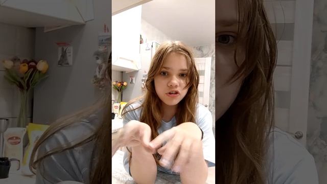 Готовим бисквит с клубникой