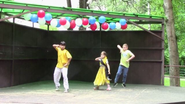 Тери Батон Ме | Стиль Болливуд | Детский клуб | Культурный центр ТАРАНГ | Москва | ДЕНЬ РОССИИ