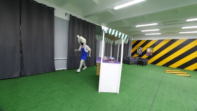 BRUNO-БРУНО НИКОГДА НЕ ПРИНИМАЙ ВАННУ С БОМБОЧКОЙ МОРОЖЕНЩИКА!