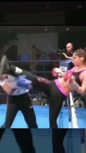 Чемпионка по савату Сириэль Жиродиас. #shorts #kickboxing #savate #сават #martialarts #кикбоксинг