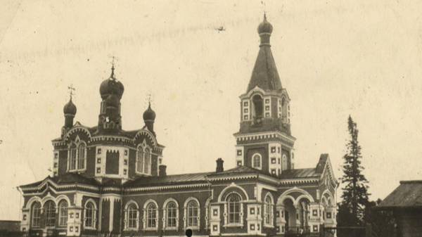 Панорамные фото. Елёво (Петропавловское), урочище. Церковь Петра и Павла.