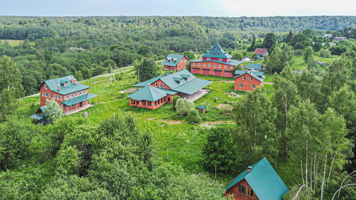 УНИКАЛЬНАЯ РУССКАЯ УСАДЬБА в ЖИВОПИСНОМ УГОЛКЕ СМОЛЕНЩИНЫ – ДЕРЕВНЕ МАРФИНО!