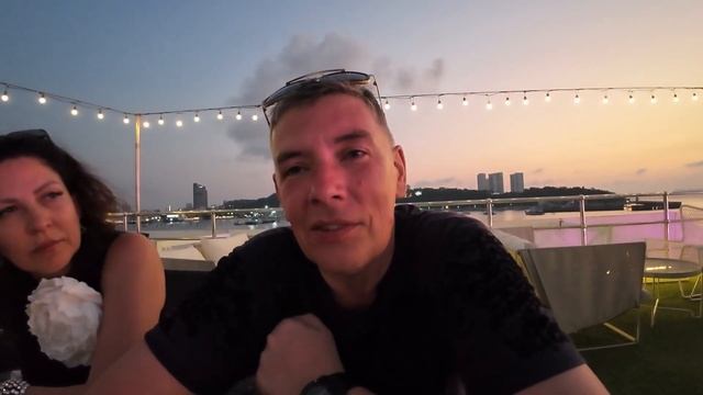 ТАЙЛАНД. ПАТТАЙЯ. ВЕСЁЛЫЕ РЕБЯТА. ЕДЕМ НА ПЛАВУЧИЙ РЕСТОРАН.