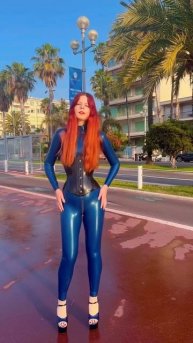 Прогулочка по пляжу