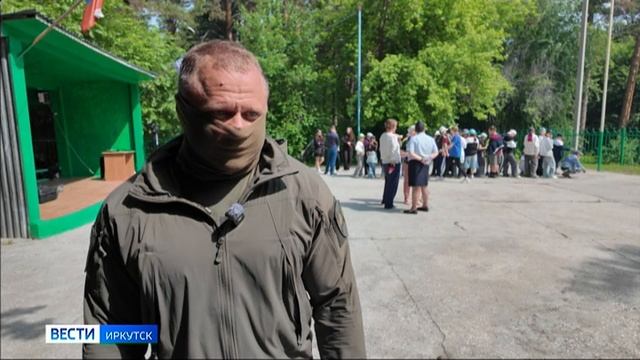 Каникулы с Росгвардией. Сотрудники силовых ведомств посетили детский лагерь и показали специфику