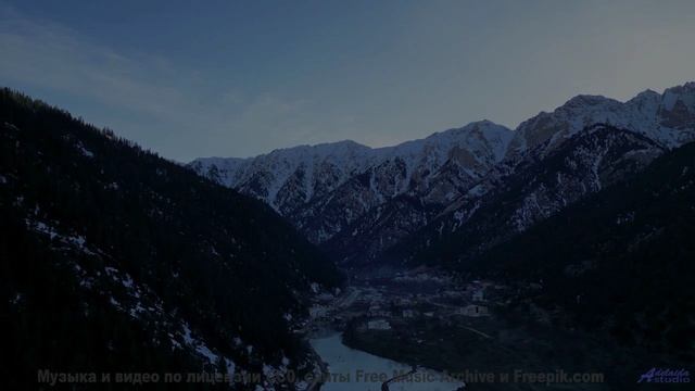 Звуковая магия этих водопадов! - God Out of the Machine -- One Man Book -- But First a Story