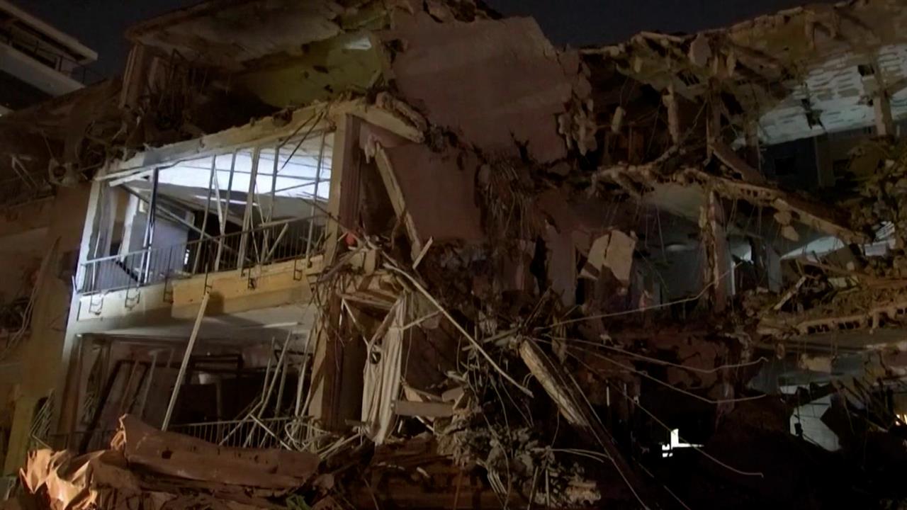 Появились кадры последствий ночного удара Ирана по объектам Израиля