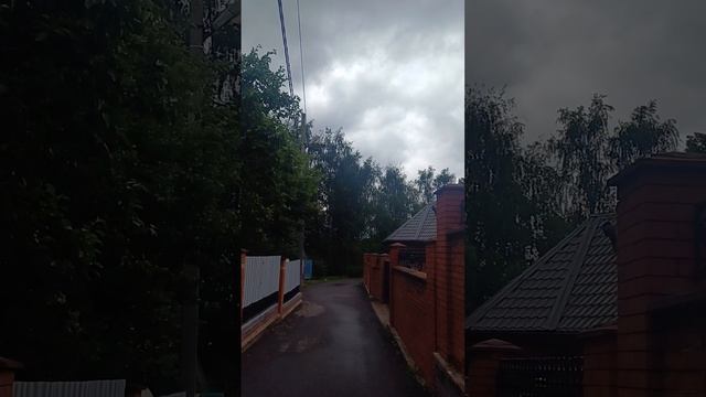 На родник за водой.