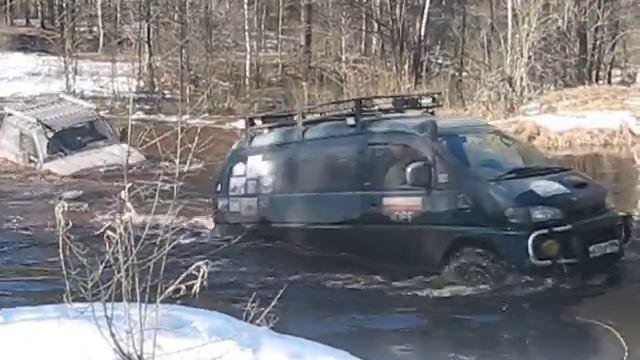Брод тандемом Нива и Delica