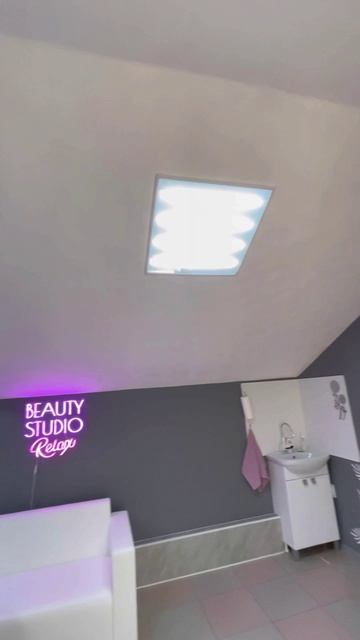 Студия для шугаринга и сахарного моделирования До ремонта и после