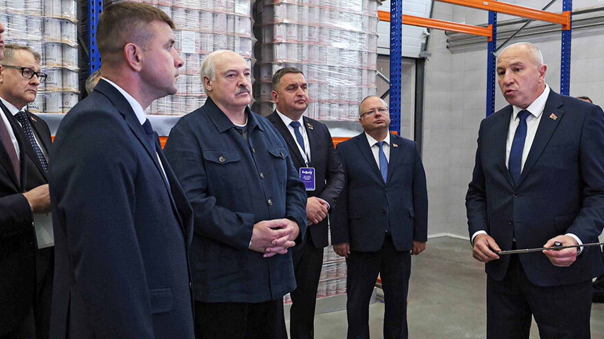 «За скот ответите»: Лукашенко пригрозил чиновникам за падеж скота и оценил молочную промышленность
