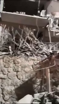 Последствия иранского ответа. Руины города Ришон-ле-Цион.
Десятки уничтоженных жилых домов и автом