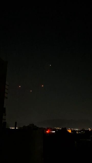 ⚡️Иран запустил ракеты в сторону Израиля, — агентство Fars.