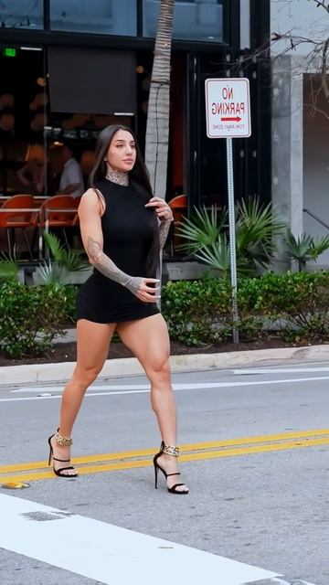 p_Z8Gtp0QeM - Beautiful Street Fashion Outfits Style #shorts