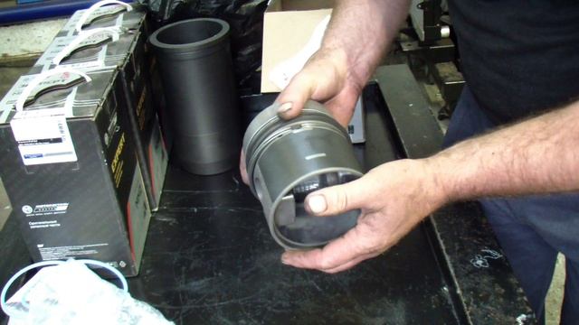 Что в комплекте поршней за 30К.