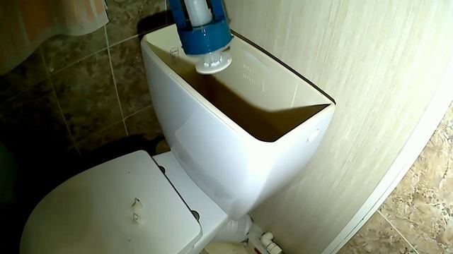 Боковая подача. Меняем слив бачка унитаза.