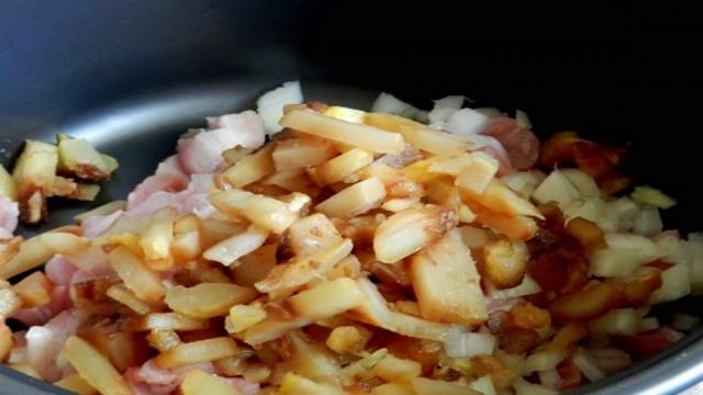 Чечевица с мясом в мультиварке