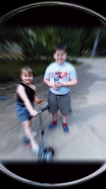 1000005890.mp4