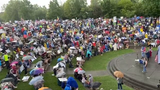14-06-2025 В США проходят протестные акции «Без королей».