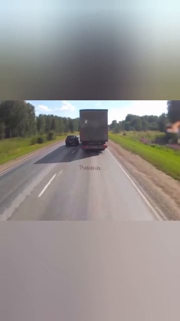 закрытыми шарами