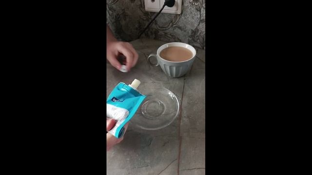 На завтрак  к чаю вкусные оладьи 🥞 😋 со сгущёнкой!!!