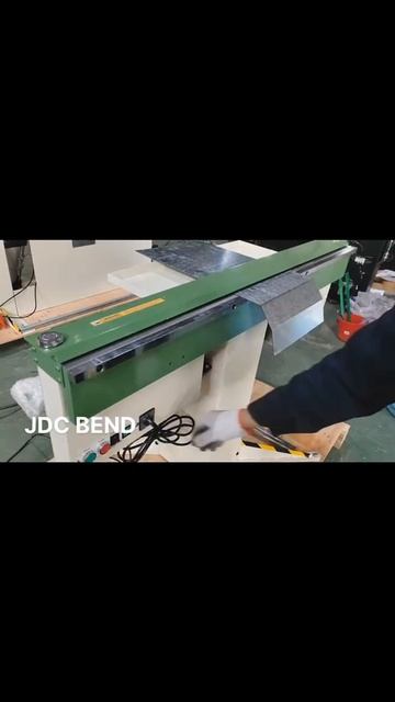 Описание станка Электромагнитный листогиб Metal Master MEB 1250 (EB-1250)