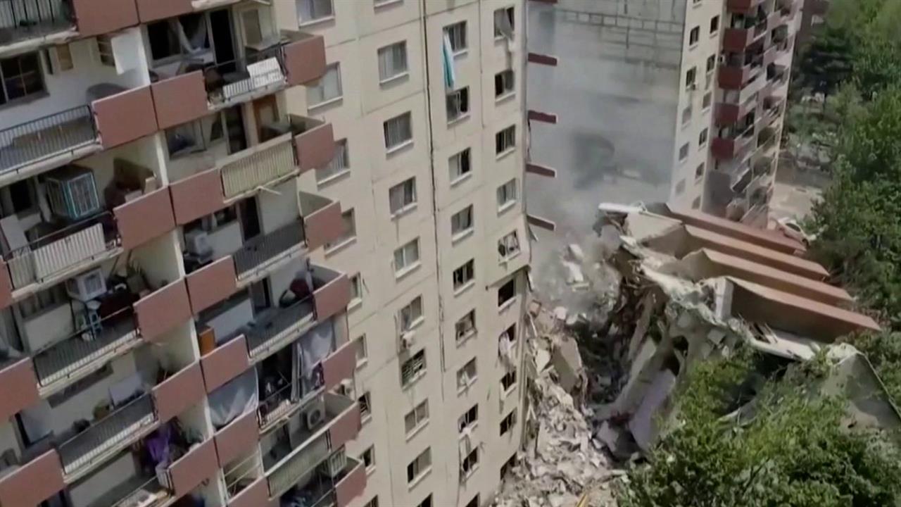 СМИ: 60 человек погибло из-за атаки Израиля на жилой дом на окраине Тегерана