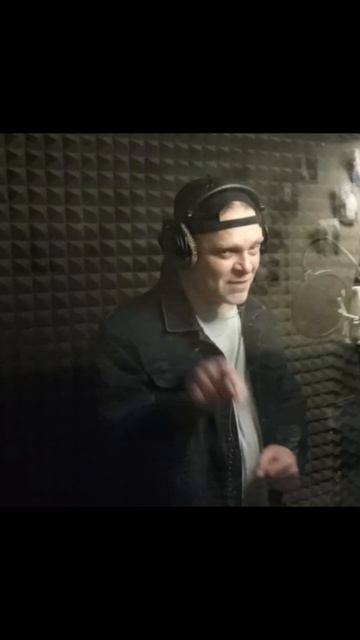 На студии с отличным настроением ✌️😊✌️