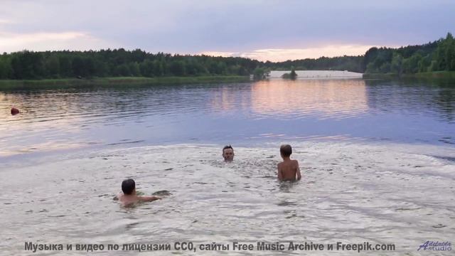 Леса и поля вибрируют вместе с этим саундом - Astronaut Part2 -- HoliznaCC0 -- An Ocean In Outer Spa