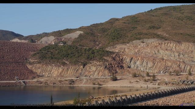 Под эту музыку даже лес выглядит как сказка - Chasms of Emptiness -- Julia Felix -- Unnamed album