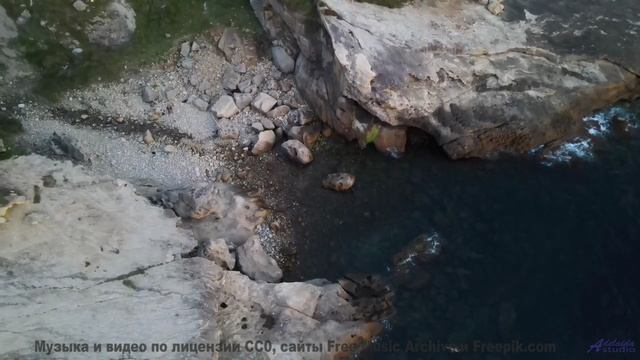 Сердце танцует, а разум отдыхает при этом клипе - Empty Playground -- Ketsa -- 5D