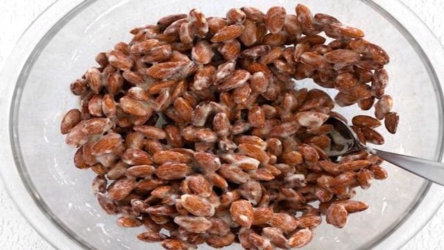 Конфеты из миндаля