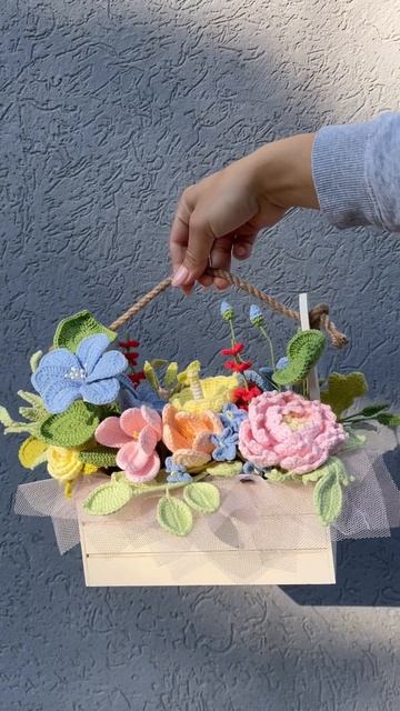 Довязала букет❤️ и он уже ждет своего покупателя) #вяжуслюбовью #crochet #вязаниекрючком #handmade