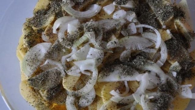 Картофель, запеченный в сметане