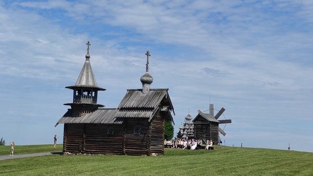 Кижи. Колокольный звон.