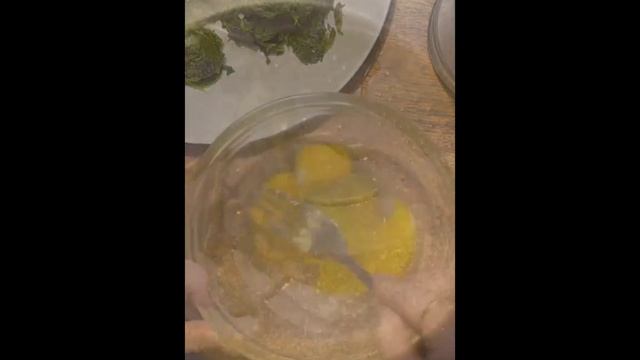 Очень вкусный омлет со шпинатом и сыром