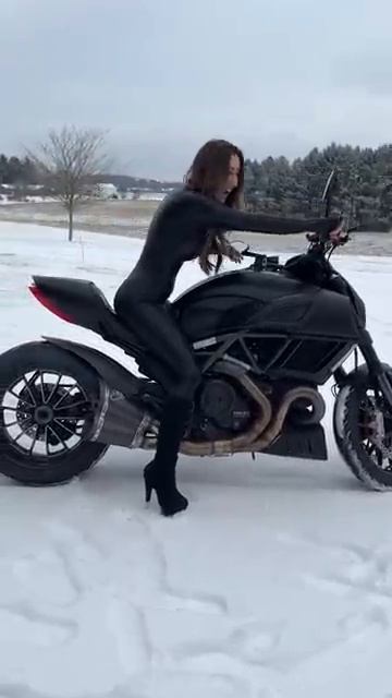 Ducati Snow Mode Activated #ducati #winter #motorcycle