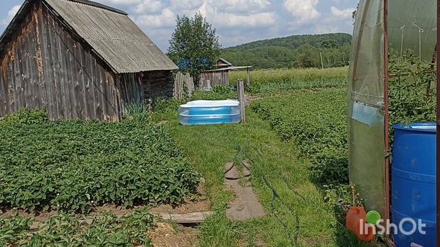 Хорошо иметь домик в деревне.