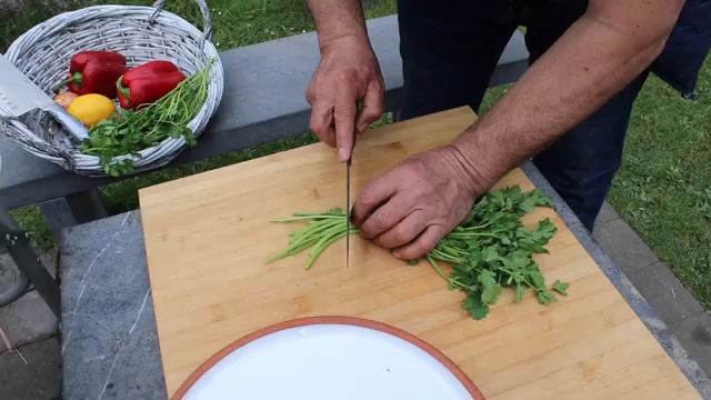 Мясо в казане на костре.Самый сочный и доступный рецепт