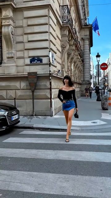 qjQIoWtN_2Q - Beautiful Street Fashion Outfits Style #shorts