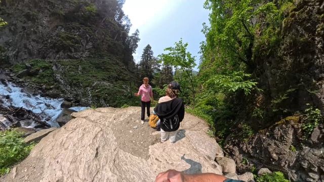 Поездка в Теберду. День первый, Шоанинский храм, водопад Шумка